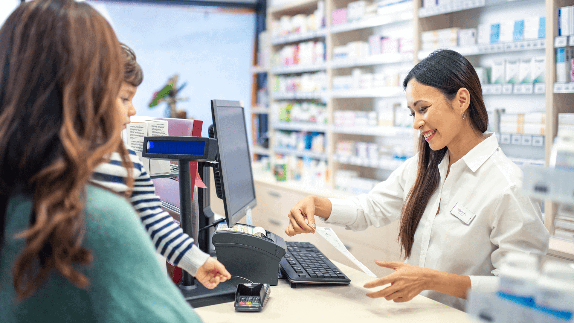 How Pharmacy Technicians Help Patients Understand Their Prescriptions